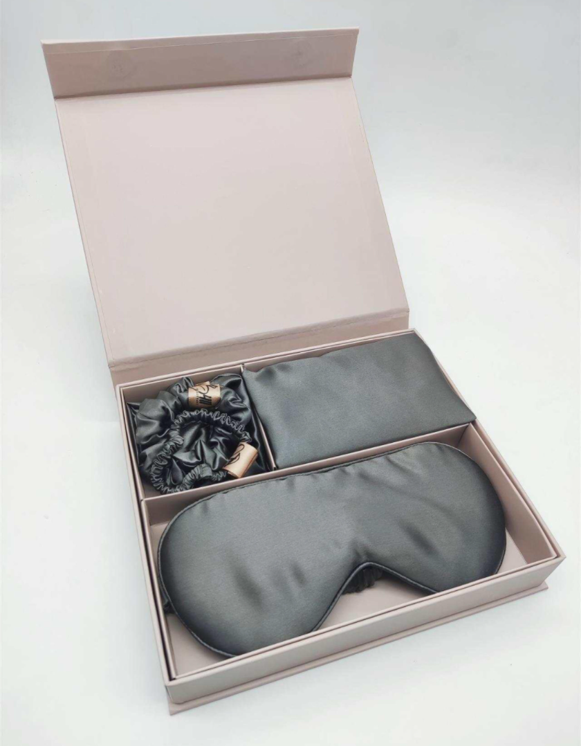 Shop Silk Pillowcase Box Set in top beauty products